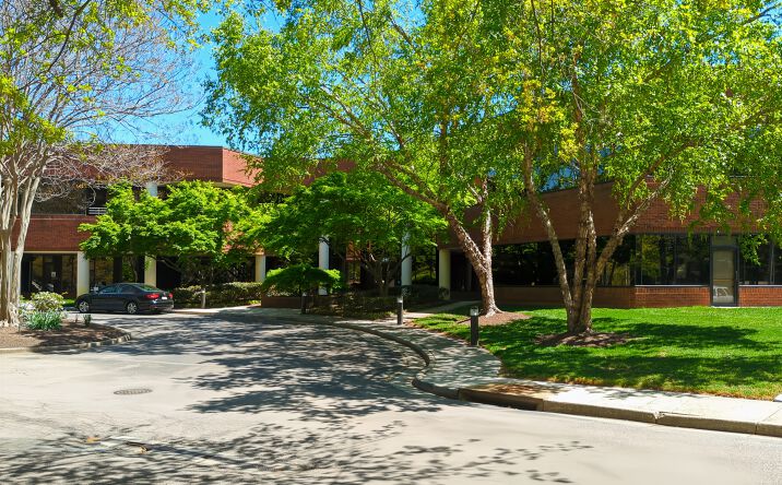 Pictures of Office property located at 9211 Forest Hill Avenue Suite 200 Richmond, Richmond, VA 23235 for lease - image #1