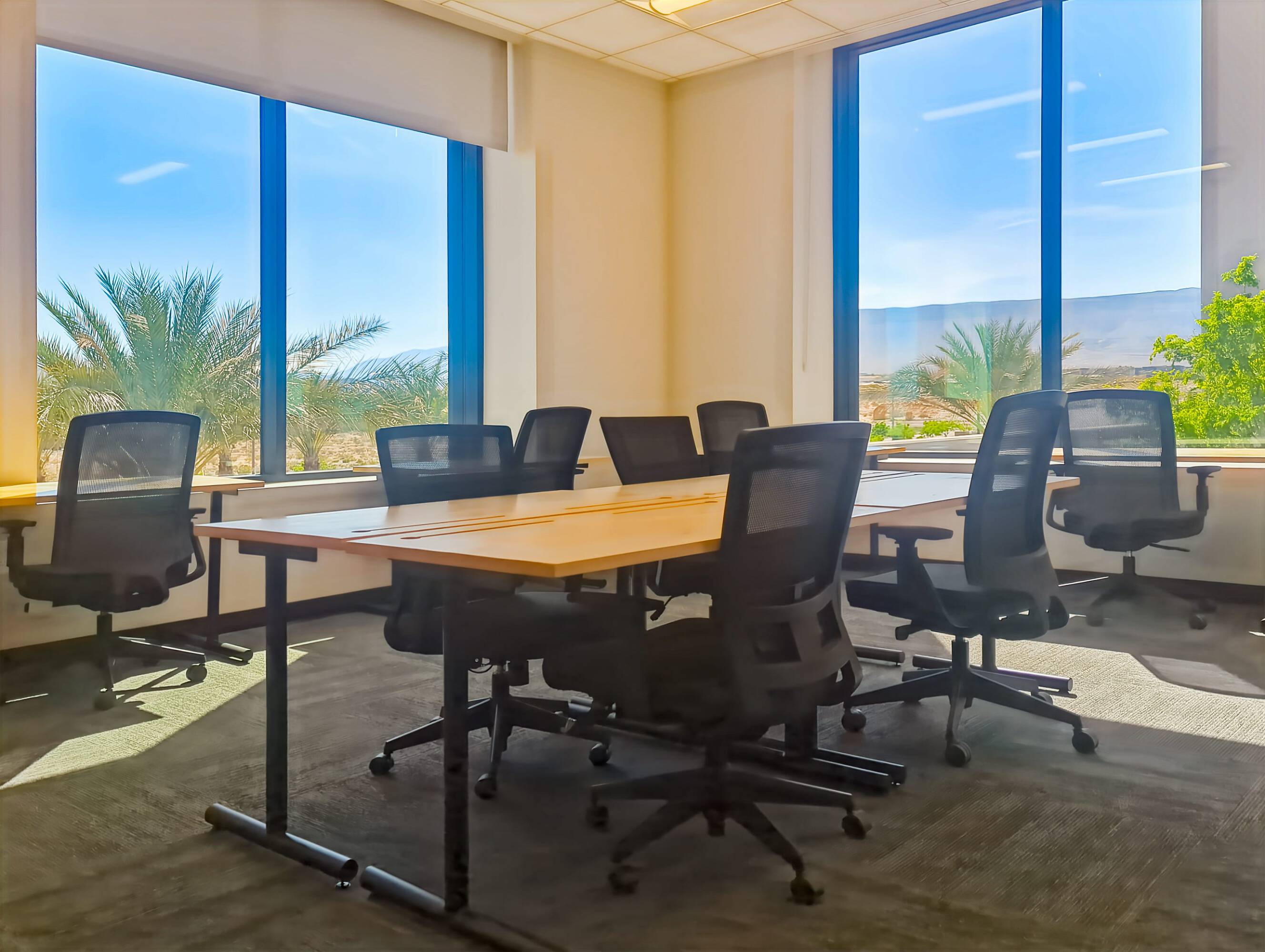 3822961