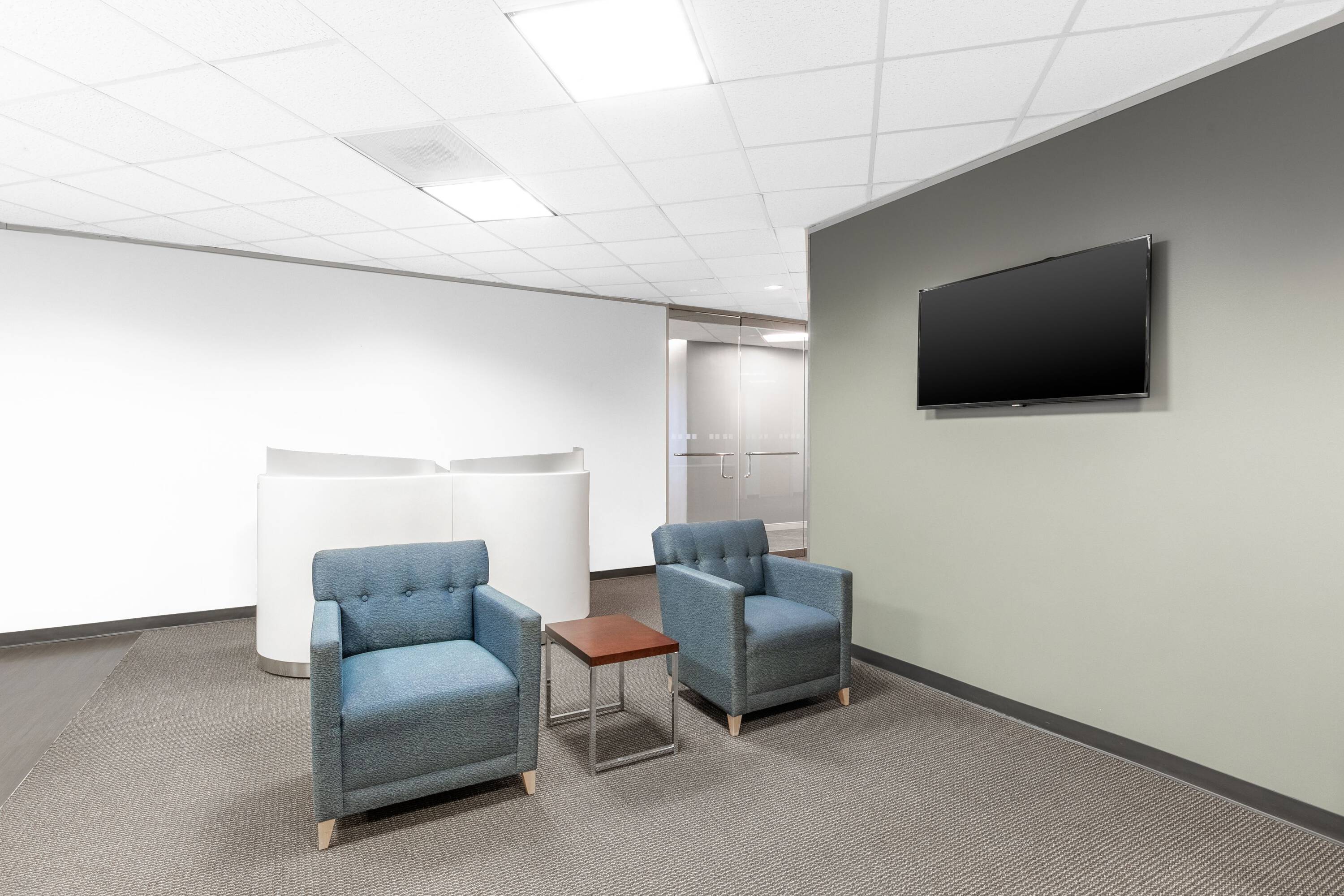 3824968
