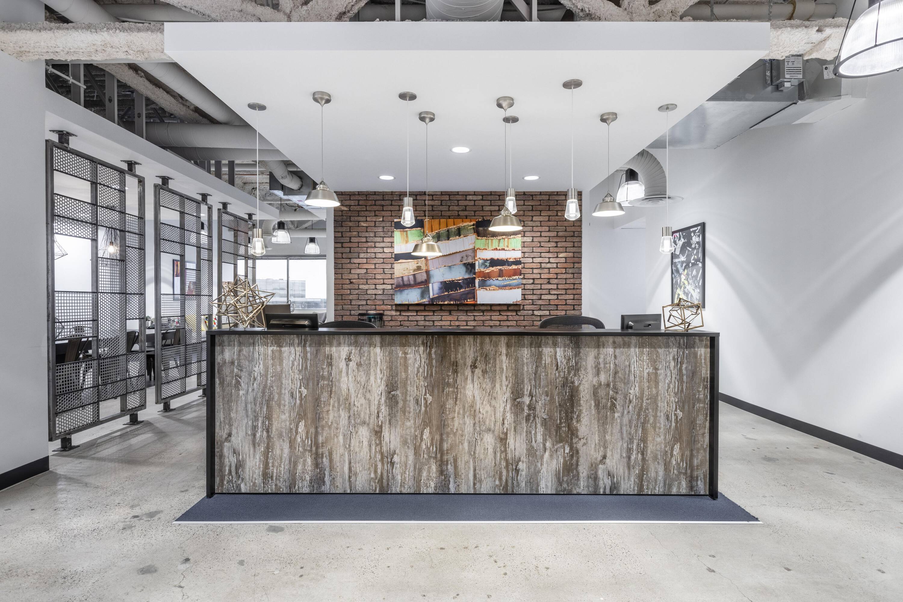 3826899