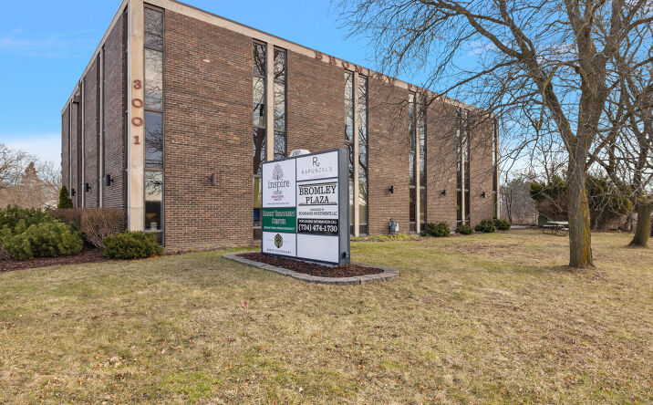 Pictures of Office property located at 3001 Plymouth Road, Ann Arbor, MI 48105 for lease - image #1