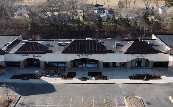 Pictures of Retail property located at 325 Bay View Road, Unit C, Mukwonago, WI 53149 for lease - image #1