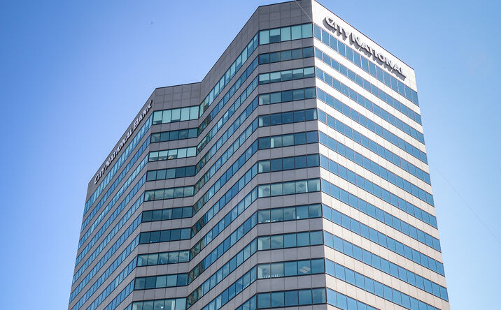 Pictures of Office property located at 15260 Ventura Blvd., Los Angeles, CA 91403 for lease - image #1