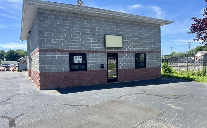 Pictures of Retail, Office, Industrial property located at 89 North Main Street, Middletown, CT 06457 for lease - image #1