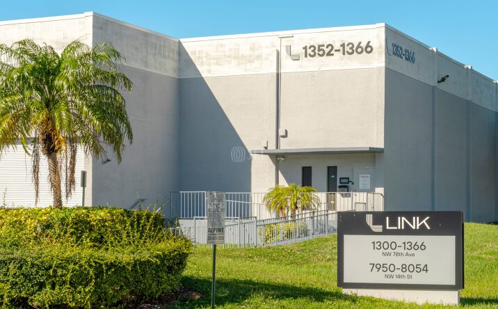 Pictures of Industrial property located at 1352-1382 NW 78th Ave, Doral, FL 33126 for lease - image #1