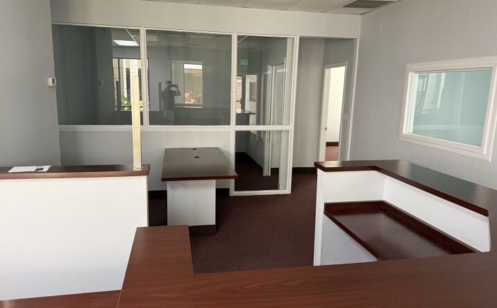 Pictures of Retail, Office, Special Purpose property located at 8075 South Beneva Road, Sarasota, FL 34238 for lease - image #1