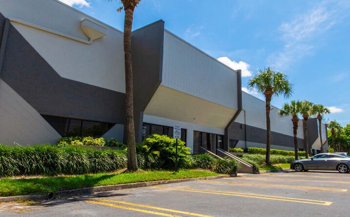 Pictures of Office, Industrial property located at 2180-2186 NW 89th Pl, Doral, FL 33172 for lease - image #1
