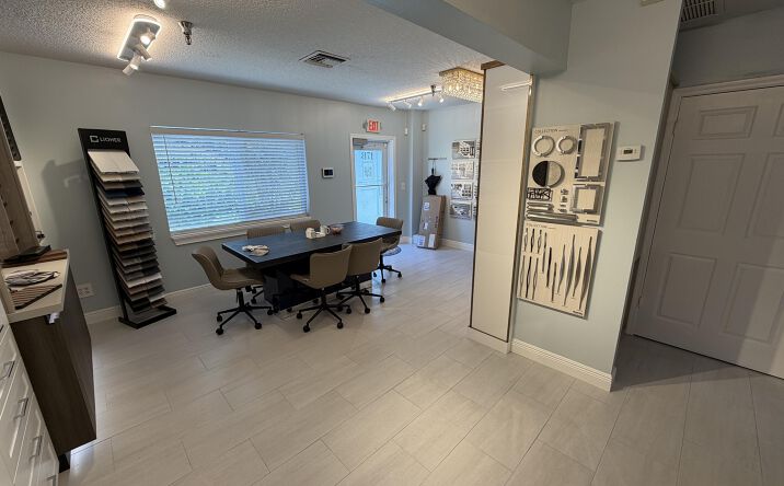 Pictures of Special Purpose property located at 1312 Commerce Lane 17b, Jupiter, FL 33458 for lease - image #1