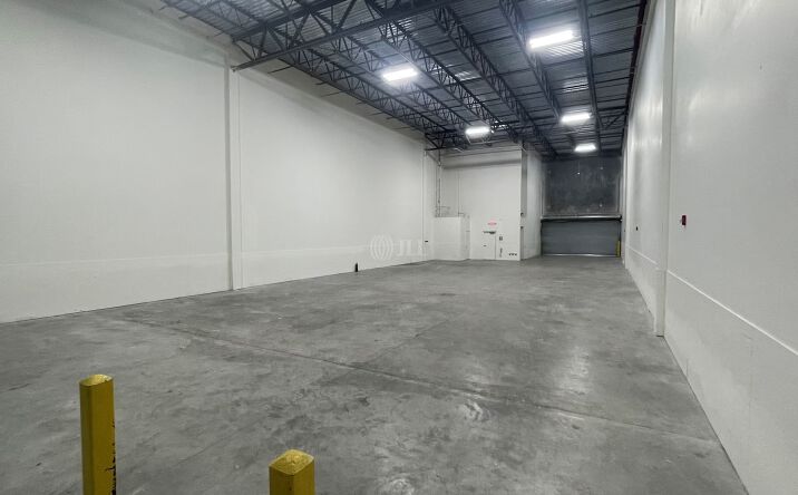 Pictures of Industrial property located at 1900-1927 NW 82nd Ave, Doral, FL 33126 for lease - image #1