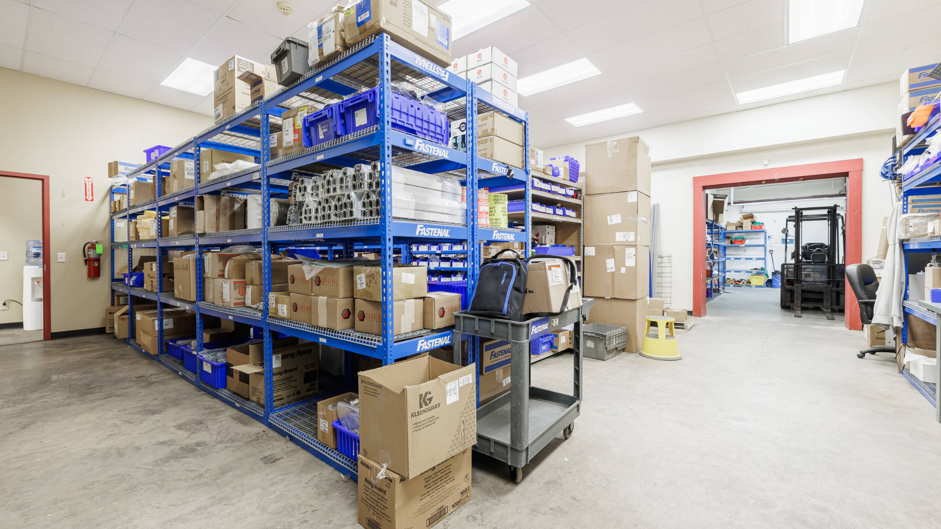 3833526