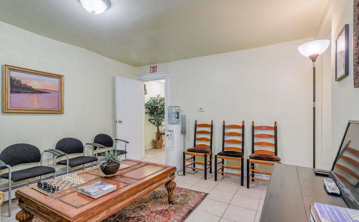 Pictures of Office property located at 424 Baldwin Avenue, Jersey City, NJ 07306 for lease - image #1
