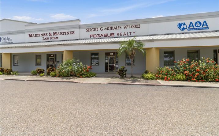 Pictures of Office property located at 5211 S Mccoll Road Ste F, Edinburg, TX 78539 for lease - image #1