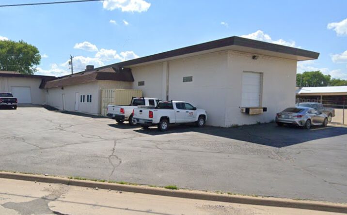 Pictures of Industrial property located at 330 La Porte Road, Waterloo, IA 50702 for lease - image #1