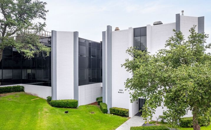 Pictures of Office property located at 4320 North Belt Line Road, Irving, TX 75038 for lease - image #1