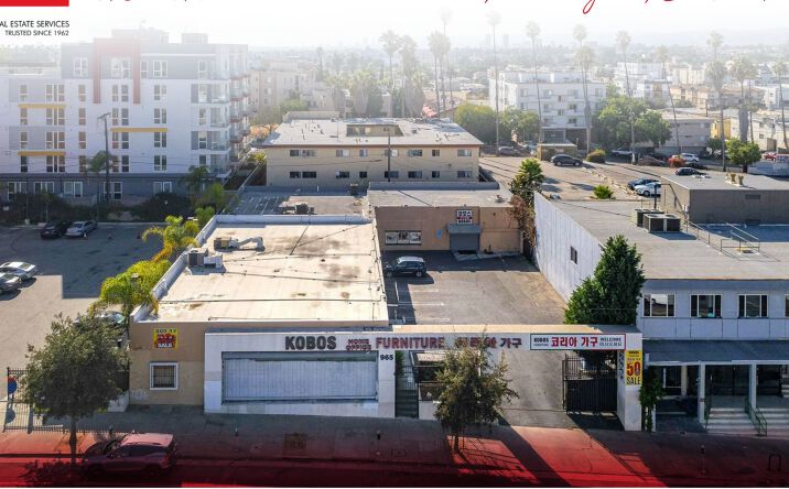 Pictures of Retail, Industrial property located at 963-965 South Western Avenue, Los Angeles, CA 90016 for lease - image #1