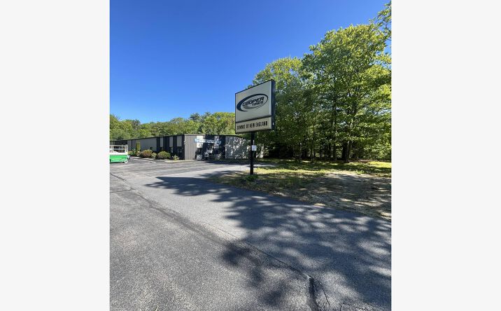 Pictures of Retail, Industrial property located at 386 Hill Street, Biddeford, ME 04005 for lease - image #1