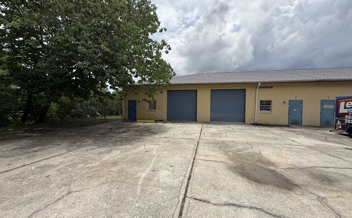 Pictures of Industrial property located at 4241 Southeast 53rd Avenue, Ocala, FL 34480 for lease - image #1