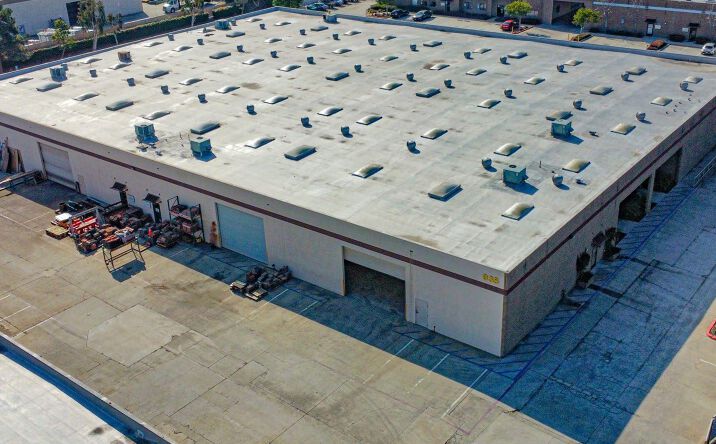 Pictures of Industrial property located at 935 Poinsettia Ave #202, Vista, CA 92081 for lease - image #1