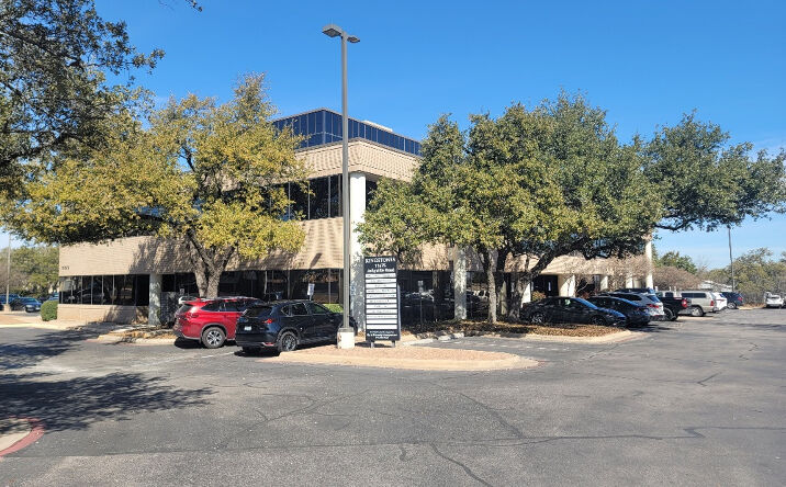 Pictures of Office property located at 11675 Jollyville Rd, Austin, TX 78759 for lease - image #1