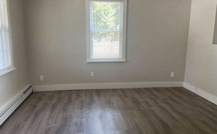 Pictures of Office property located at 879 Upper Main Street, South Amboy, NJ 08879 for lease - image #1
