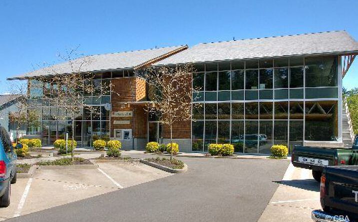 Pictures of Retail, Office property located at 921 Hildebrand Lane NE, Bainbridge Island, WA 98110 for lease - image #1