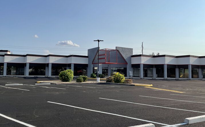 Pictures of Retail property located at 10820 N 43rd Ave, Glendale, AZ 85304 for lease - image #1