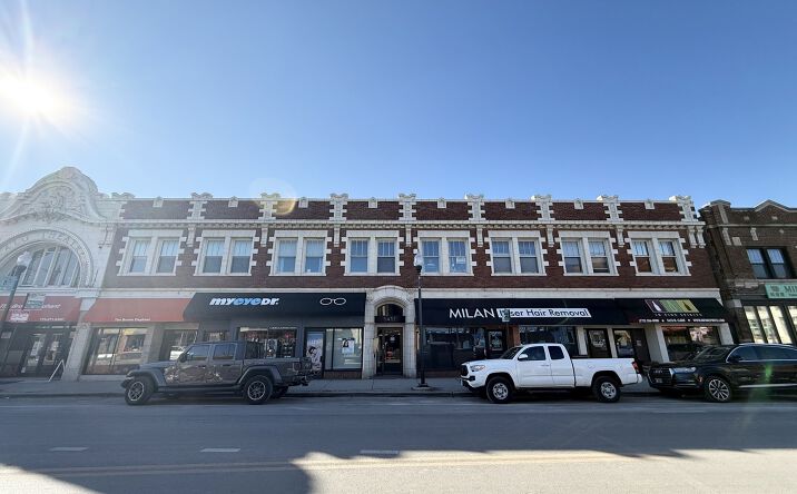 Pictures of Office property located at 5412 N Clark Street S2-4, Chicago, IL 60640 for lease - image #1