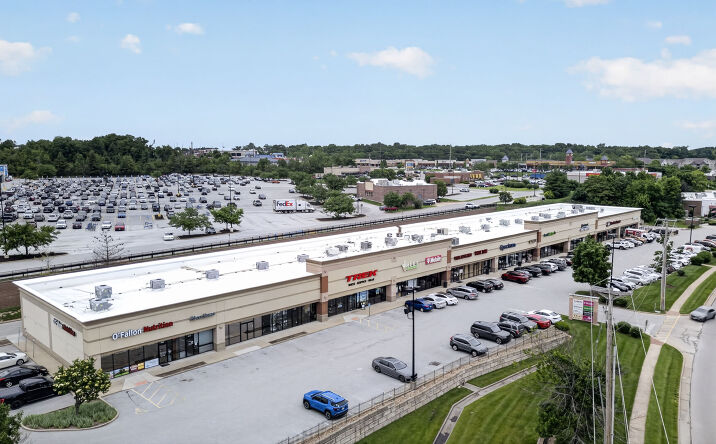 Pictures of Retail property located at 8610-8648 Mexico Road, O'Fallon, MO 63366 for lease - image #1