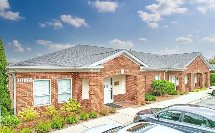 Pictures of Office property located at 10965 Winds Crossing Drive, Charlotte, NC 28273 for lease - image #1
