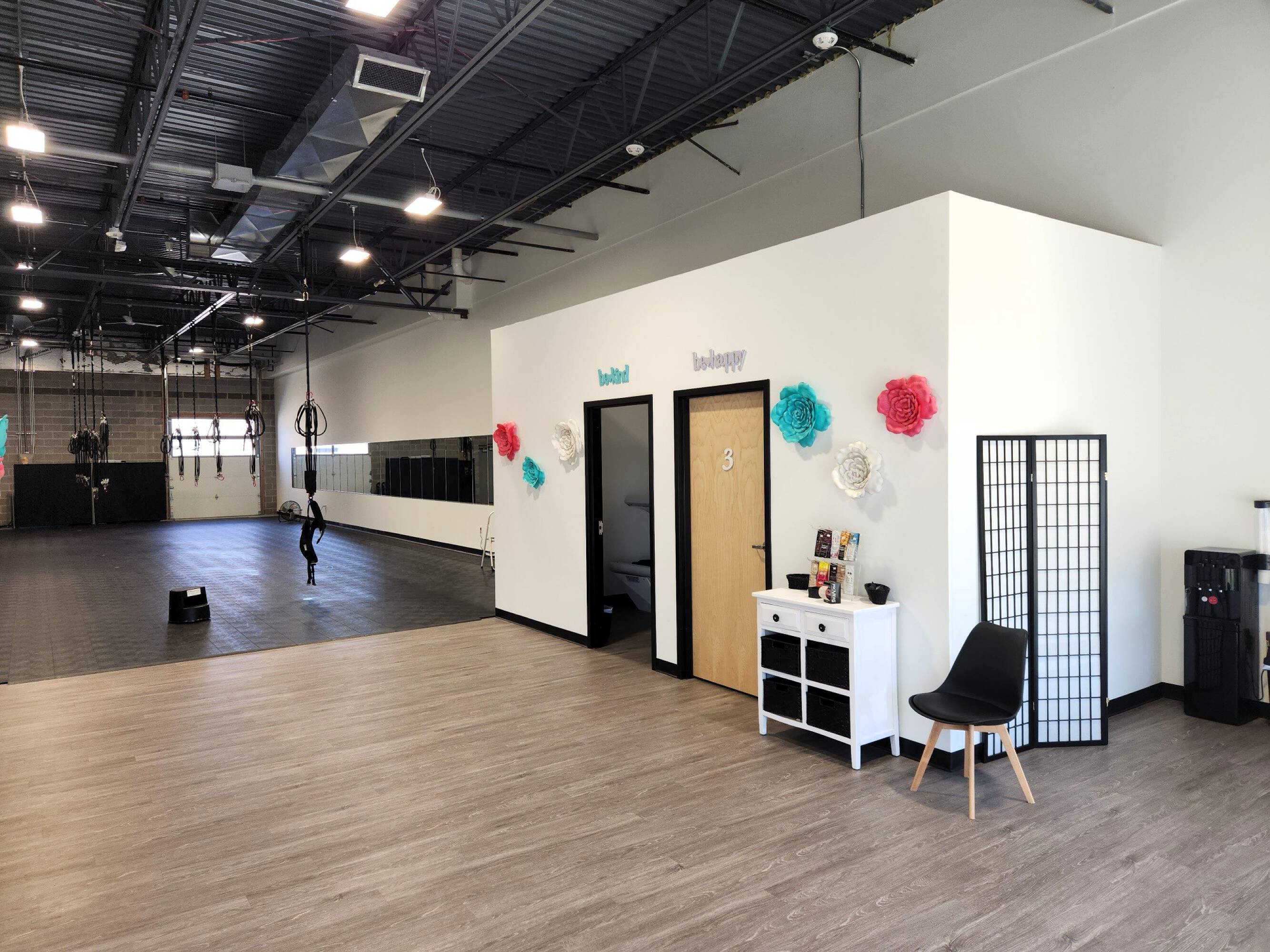 3835276