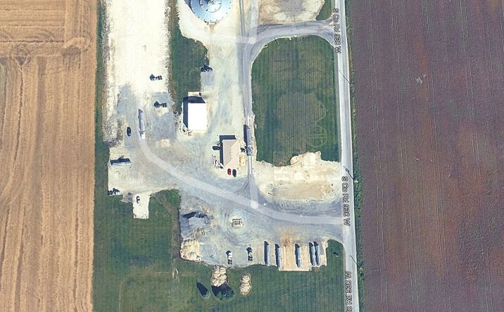 Pictures of Land property located at 2906 South Co Road 930 West, Frankfort, IN 46041 for lease - image #1