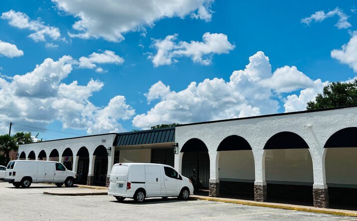Pictures of Retail, Office property located at 7345 Jackson Springs Rd, Tampa, FL 33634 for lease - image #1