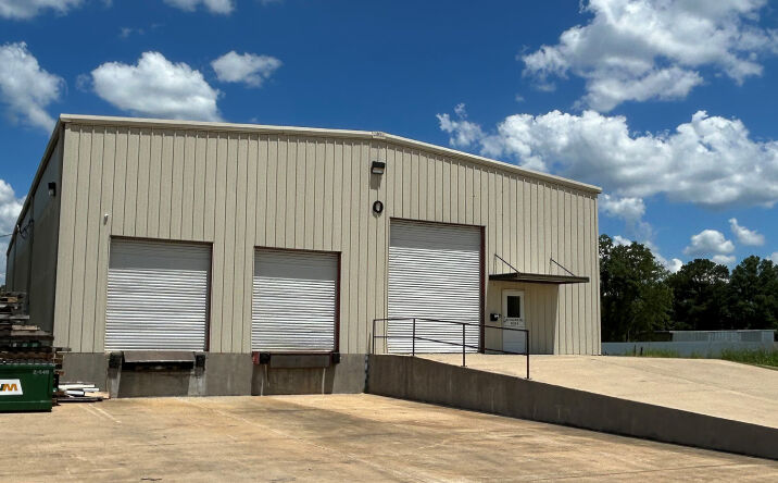Pictures of Industrial property located at 307 Walker Circle, Bldg O, Richland, MS 39218 for lease - image #1