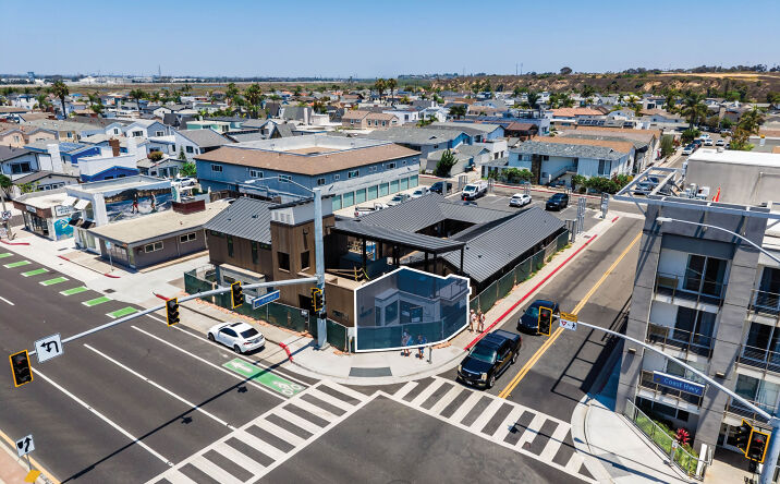 Pictures of Retail property located at 6302 W COAST HWY, NEWPORT BEACH, CA 92663-1925 for lease - image #1