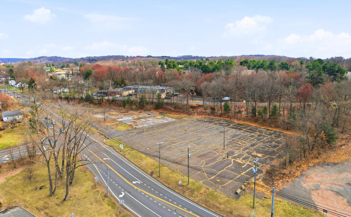 Pictures of Land property located at 808 Talcottville Road, Vernon, CT 06066-2870 for lease - image #1