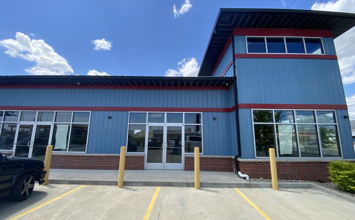Pictures of Retail property located at 1413 North Prospect Avenue, Champaign, IL 61820 for lease - image #1