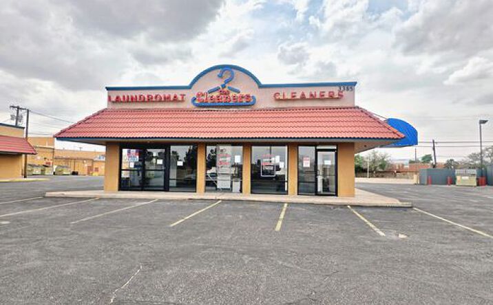 Pictures of Retail, Restaurant property located at 3385 North Yarbrough Drive, El Paso, TX 79925 for lease - image #1