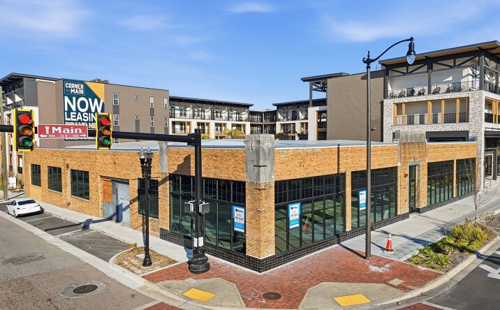 Pictures of Retail, Industrial property located at 1100 N Main St, Jacksonville, FL 32206 for lease - image #1