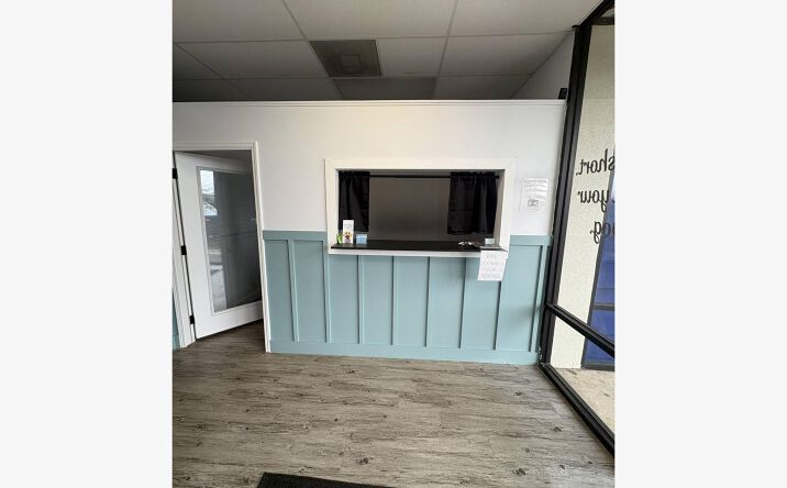 Pictures of Retail, Office property located at 4015 Pontchartrain Drive, Slidell, LA 70458 for lease - image #1