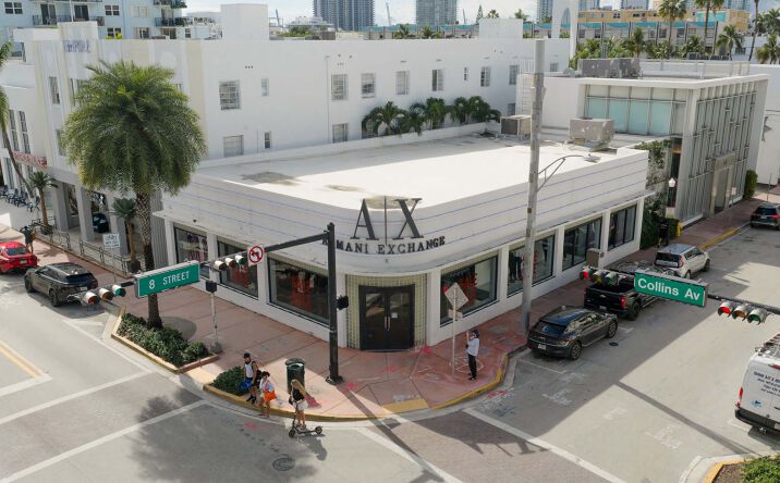 Pictures of Retail property located at 760 & 763 collins Avenue, Miami Beach, FL 33139 for lease - image #1