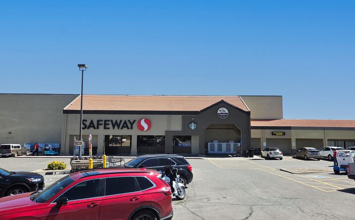 Pictures of Retail property located at 660 - 684 N. Bisbee Ave., Wilcox, AZ 85643 for lease - image #1