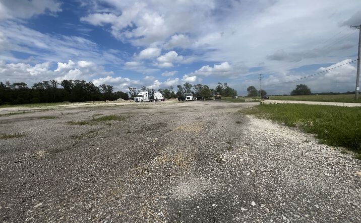 Pictures of Land property located at 22645 Cherry Hill Road, Joliet, IL 60433 for lease - image #1