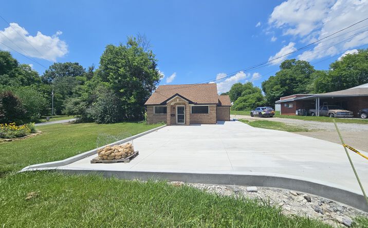 Pictures of Retail, Office property located at 9995 U.S. 11, Lenoir City, TN 37772 for lease - image #1