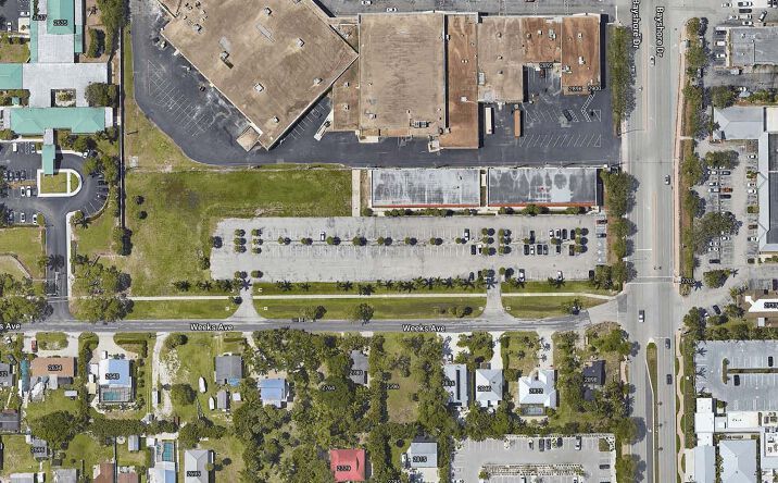 Pictures of Retail, Office property located at 2740 Bayshore Dr, Naples, FL 34112 for lease - image #1