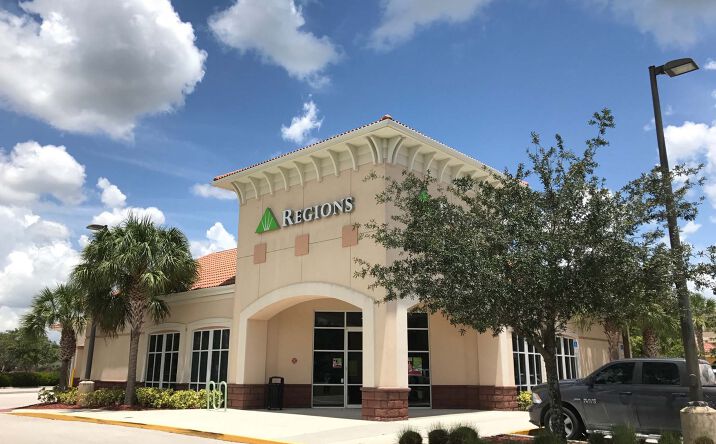Pictures of Retail property located at 17810 Ben Hill Griffin Pkwy, Fort Myers, FL 33913 for lease - image #1