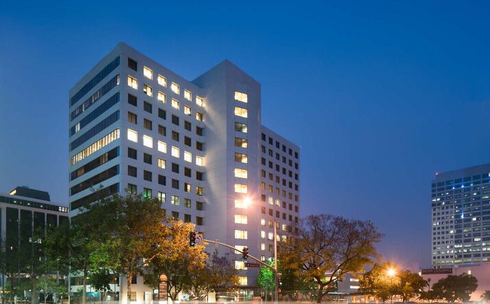 Pictures of Office property located at 611 North Brand Boulevard, Glendale, CA 91203 for lease - image #1