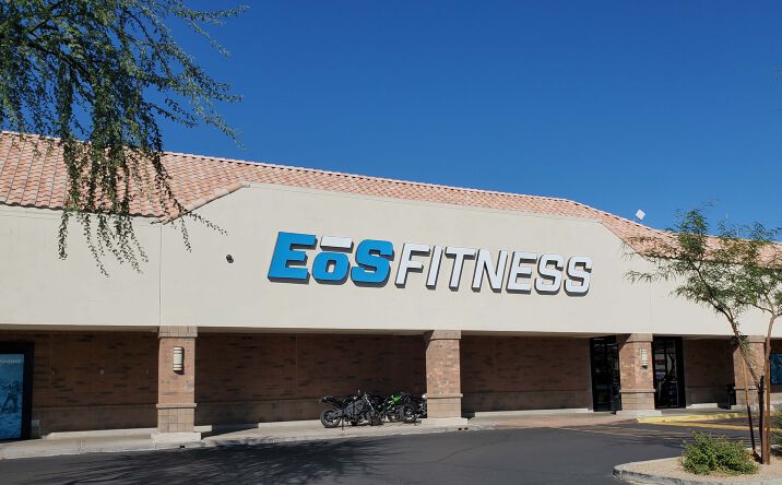 Pictures of Retail property located at 5830 W Thunderbird Rd, Glendale, AZ 85306 for lease - image #1