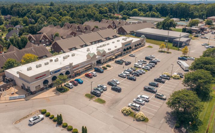 Pictures of Retail property located at 13206 W 42, PROSPECT, KY 40059 for lease - image #1