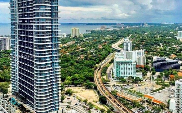 Pictures of Office property located at 40 SW 13 ST #SPH1, Miami, FL 33130 for lease - image #1