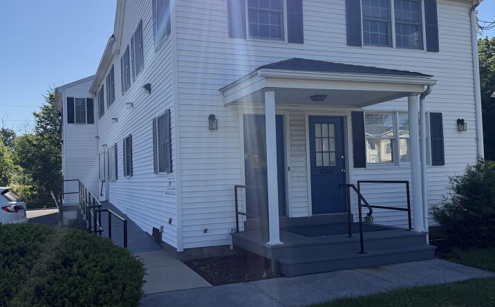 Pictures of Retail, Office, Special Purpose property located at 274 Silas Deane Highway, Wethersfield, CT 06109 for lease - image #1